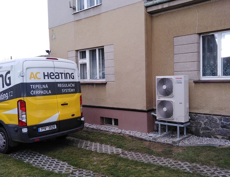 tepelna_cerpadla_dum_ac_heating_Dobříč_2